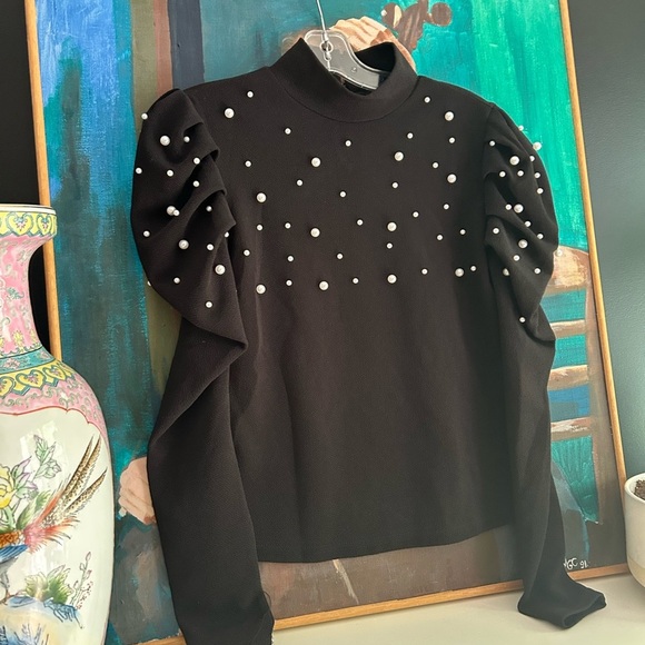 Elegant Black Pearl-Embellished Women's Top M - Picture 4 of 16